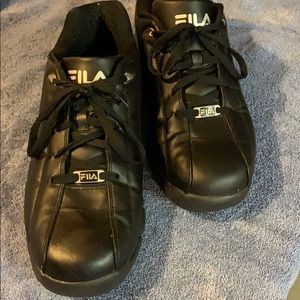 Men’s all black FILA